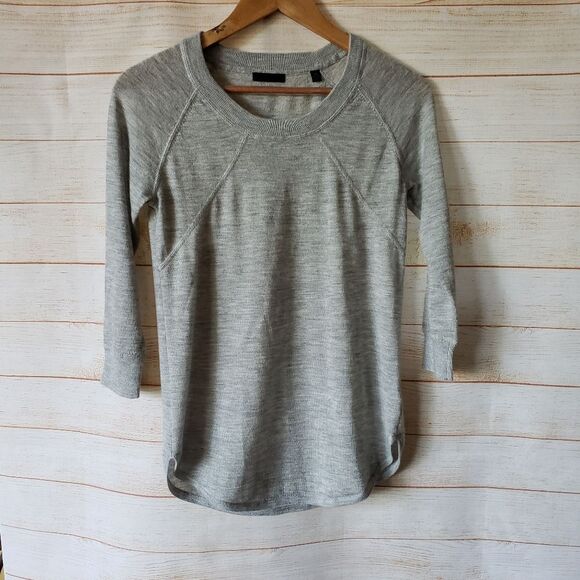 ATM 100% Cashmere Shirt Hem Long Sleeve Lightweight Round Neck Sweater Size XS - Picture 2 of 9